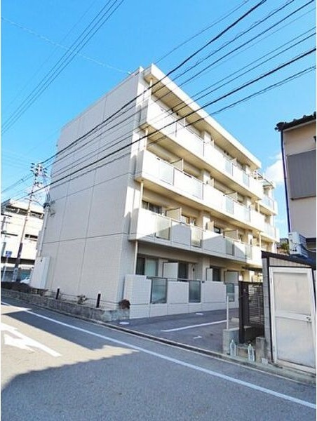 スカイコート天塚の外観
