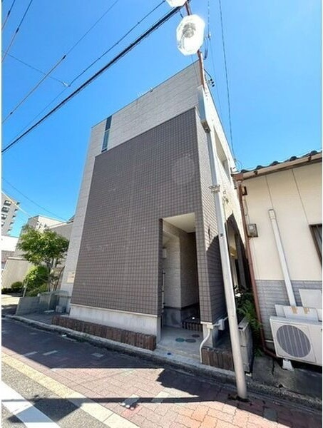 シェモア中島町の外観