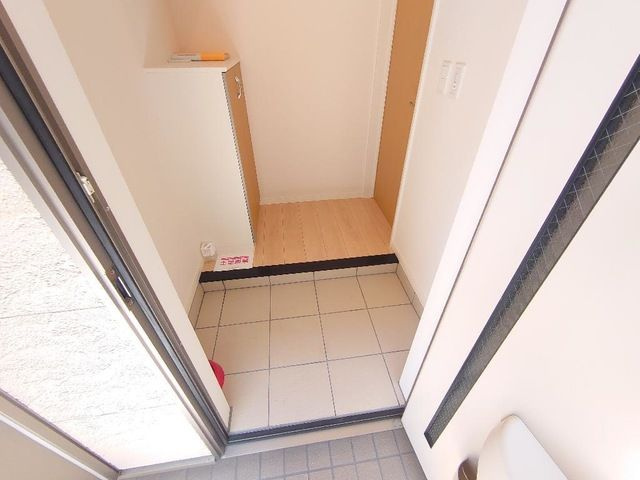 オ　ソレイユ呼続の玄関