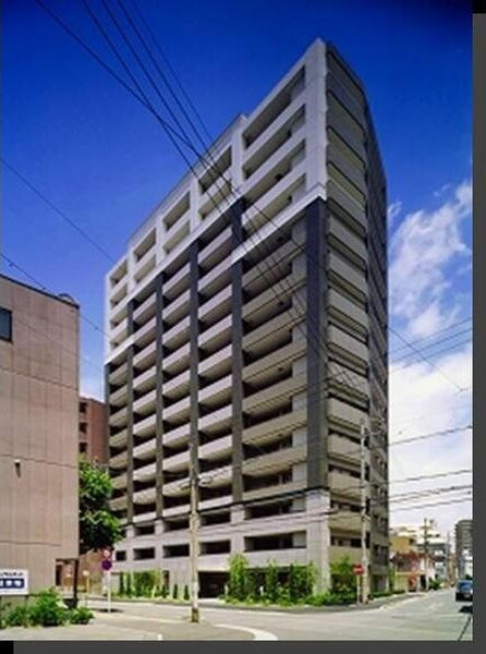 グランカーサ上前津の外観