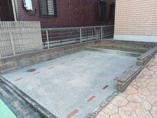 グランツの駐車場