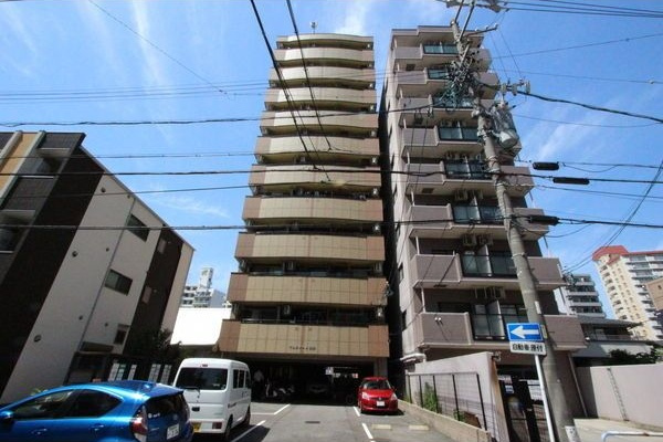 マルティーノ新栄の外観