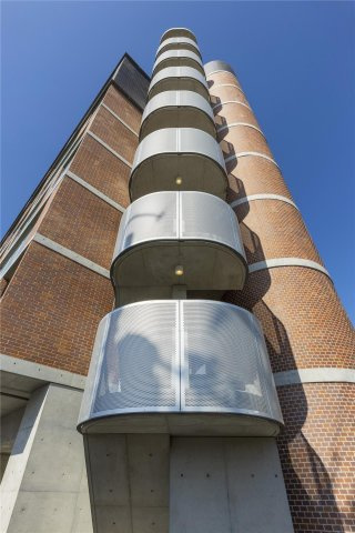 PIKE PLACE 南方（パイクプレイス）の周辺