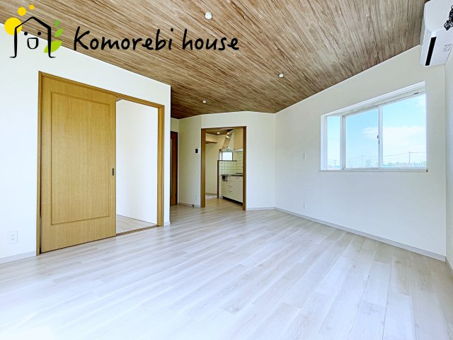 比企郡川島町大字中山　中古戸建の居間・リビング|使いやすい居間です
