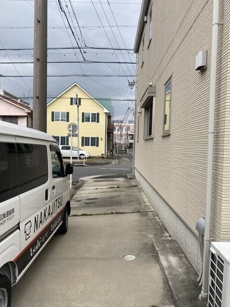 ドルチェヴィータマルヤの駐車場
