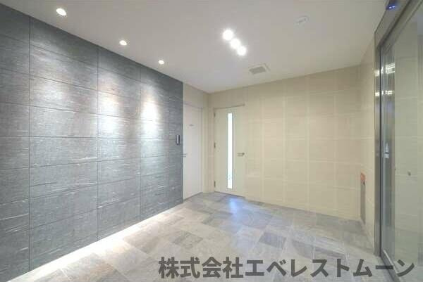 パルティール金山のロビー|毎日通るロビーはこのようになっています