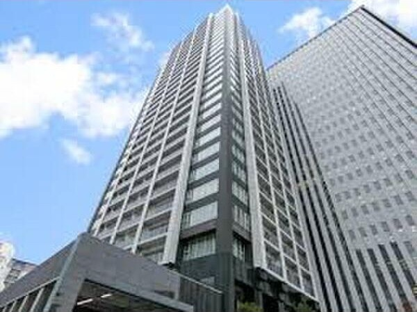 ブリリアタワー名古屋グランスイートの外観