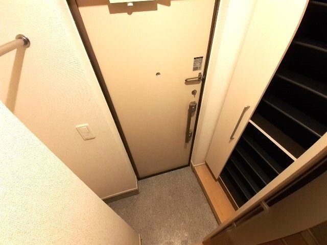 パセオ　ヴェルデの玄関