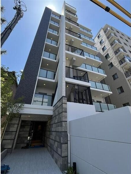 宙(SOLA)御器所駅前の外観
