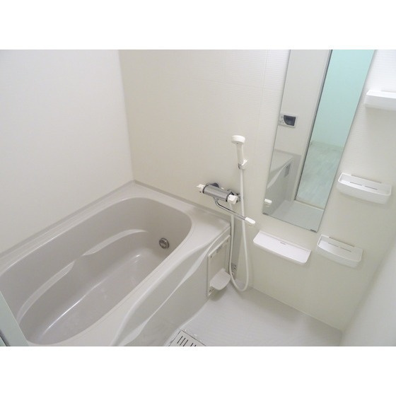 熊本市中央区萩原町の賃貸マンションの浴室