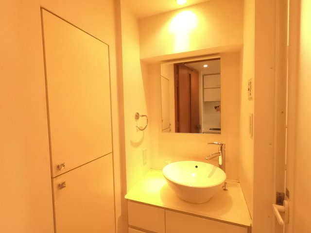 日神デュオステージ新宿若松町の独立洗面台|※別室参考