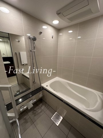 アルビオ・ザ・タワー千代田飯田橋の浴室