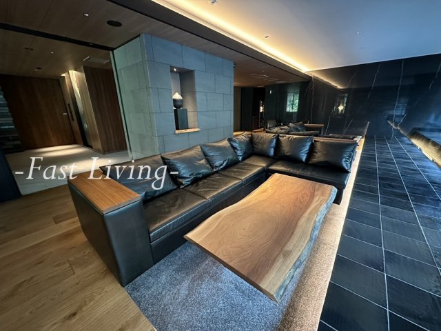 アルビオ・ザ・タワー千代田飯田橋のロビー