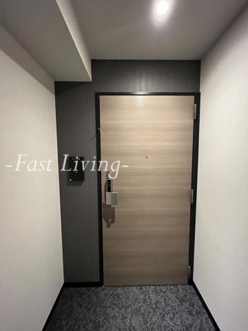 ルフォンプログレ神田プレミアの玄関