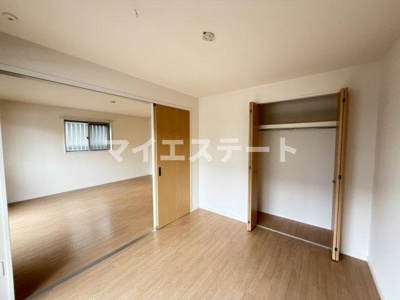 【洋室】 | ピュアリー | 別部屋写真使用