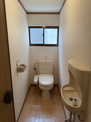 【トイレ】 | 灘区上野通4丁目貸家 | 2階にもトイレがあります