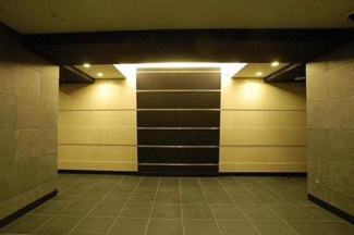 【ロビー】 | グランドコンシェルジュ日本橋