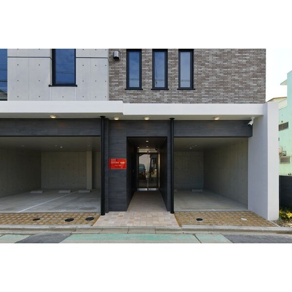 quador noie 今池のエントランス