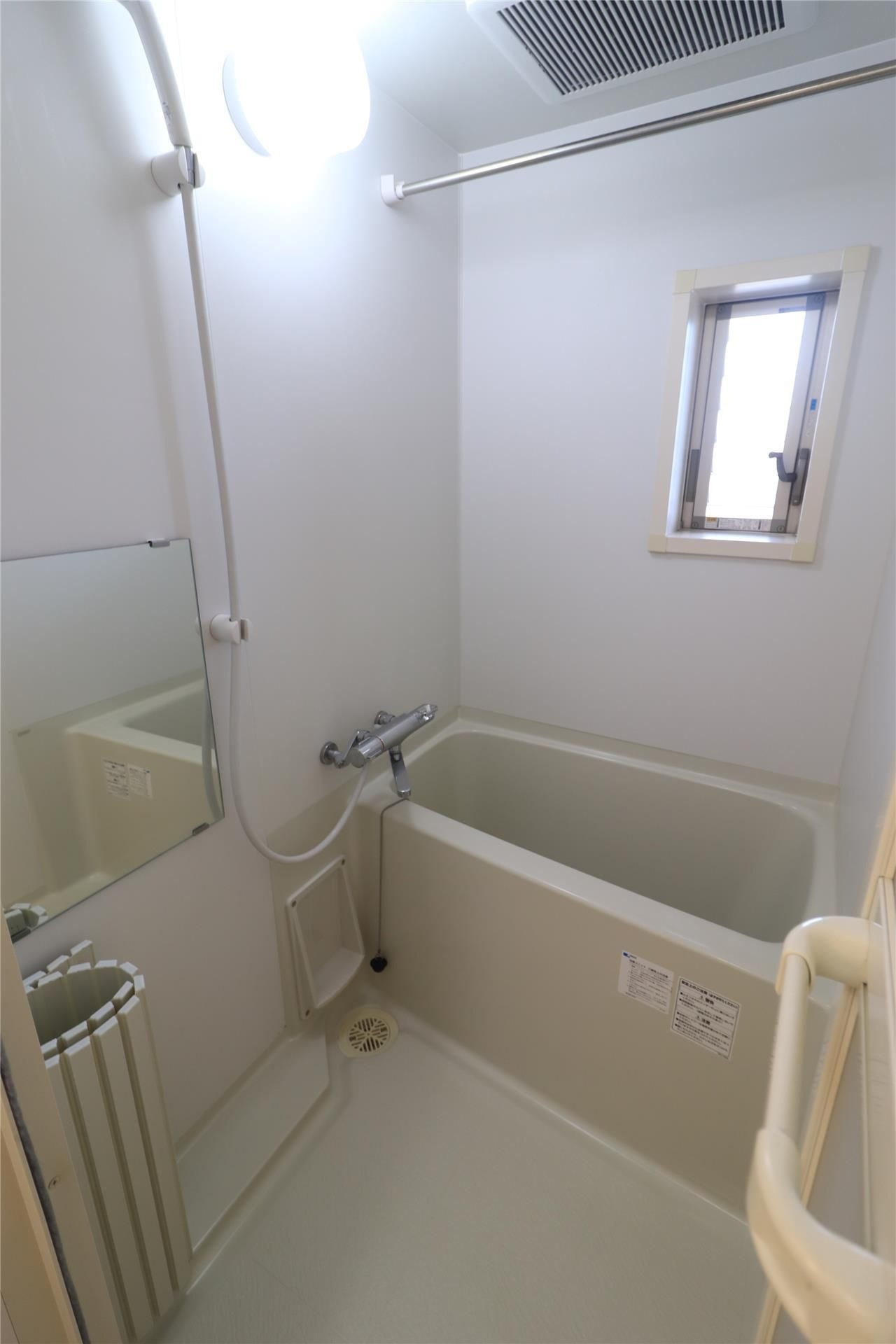 ウッディバードＢ棟の浴室