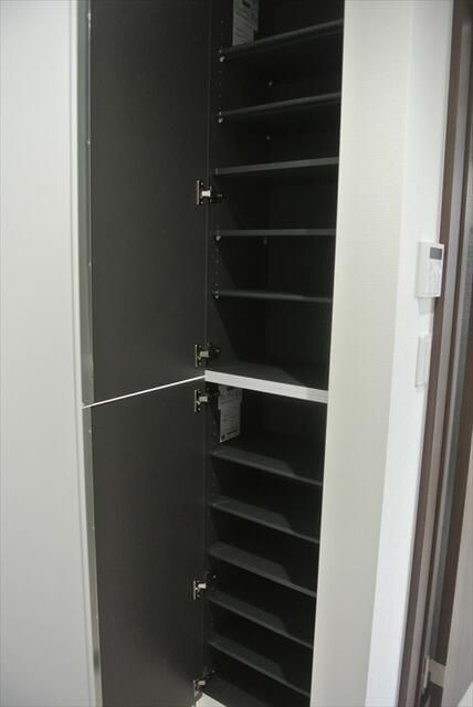 ブルーム浦和元町の玄関