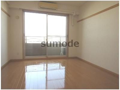 エスト茨木の寝室