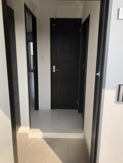 熊本市中央区水前寺３丁目の賃貸マンションの玄関