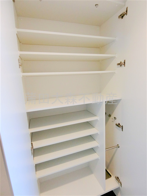 ステージグランデ多摩川の収納|玄関収納　シューズBOX