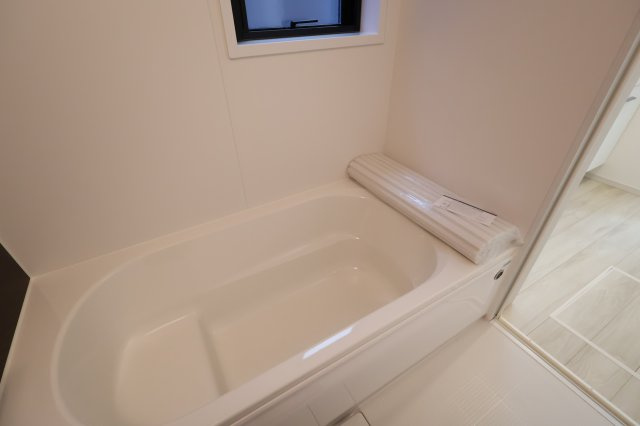 《仲介手数料無料》西区宮前町1708-6新築一戸建てフィットエーの浴室