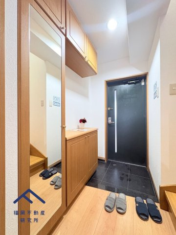 サングレート春日の玄関
