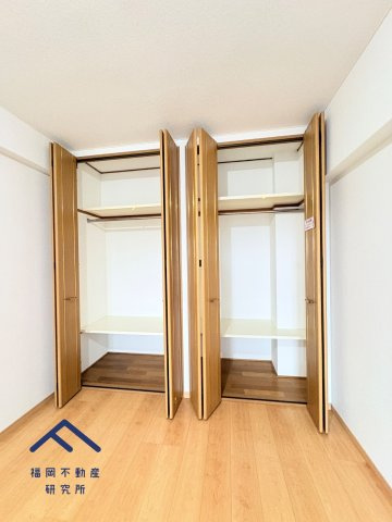 サングレート春日の収納