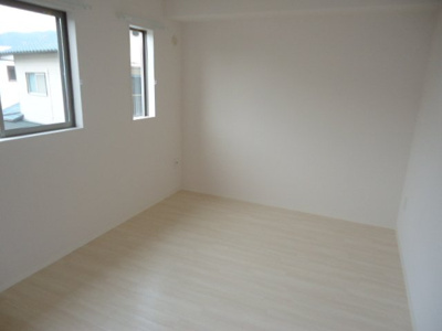 【内装】 | メルローズ | 洋室