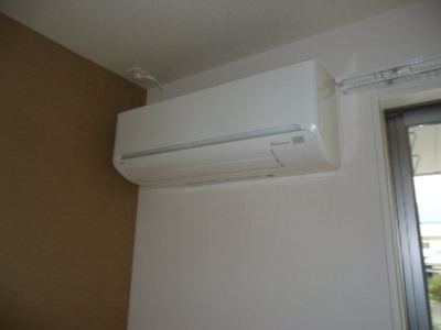 【設備】 | メルローズ | エアコン