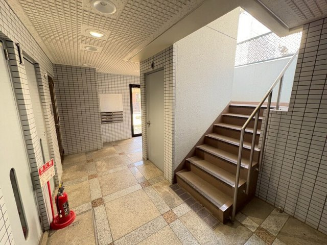 シティハイツ塚口のロビー