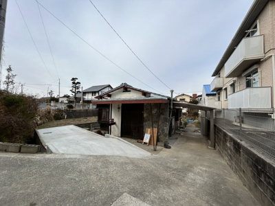【外観】 | 吉野貸家 | 2台駐車可能の4DK 平屋です。