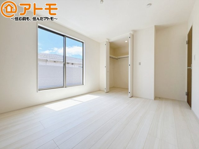 【寝室】 | 葵区瀬名川3丁目　新築戸建　全1棟 | 収納スペースもしっかり確保したお部屋は、収納家具の数も減らせるのでお部屋を広く使えます！