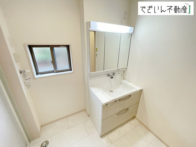 【独立洗面台】 | ワイウッドコート寄居町第4期　新築住宅 | ≪1号棟≫
現地(2026年2月撮影)