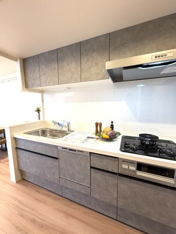 THE KUGENUMA CLASSIC — 本鵠沼徒歩5分のキッチン