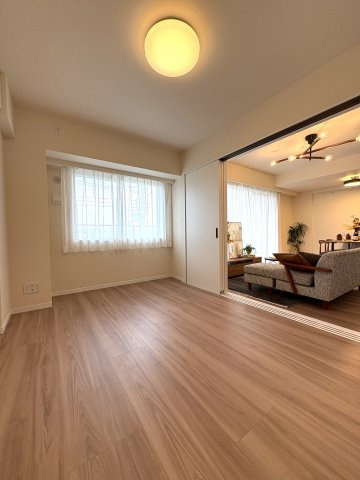 THE KUGENUMA CLASSIC — 本鵠沼徒歩5分の洋室