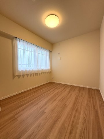 THE KUGENUMA CLASSIC — 本鵠沼徒歩5分の洋室