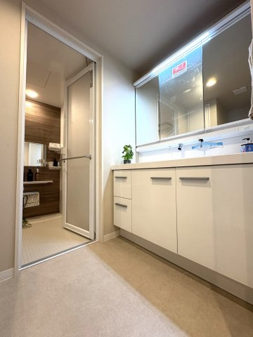 THE KUGENUMA CLASSIC — 本鵠沼徒歩5分の洗面所