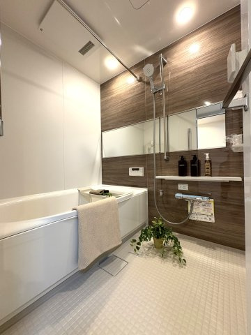 THE KUGENUMA CLASSIC — 本鵠沼徒歩5分の浴室