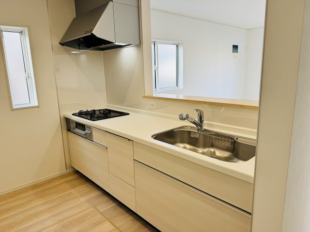 八王子市　泉町　新築一戸建て　２５期のキッチン|～使い勝手の良いシステムキッチン～