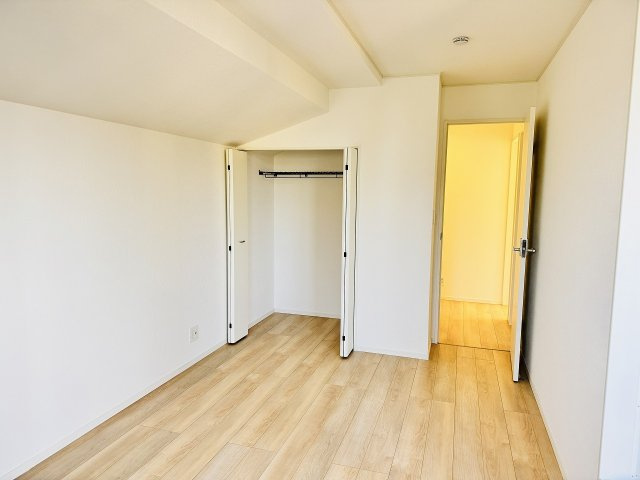 八王子市　泉町　新築一戸建て　２５期の収納|～収納力の高いクローゼット完備～