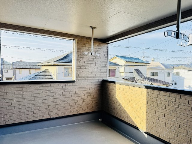 八王子市　泉町　新築一戸建て　２５期のバルコニー|～急な雨も安心のインナーバルコニーです～