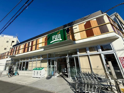  | Ｆｕｊｉ伊勢町店まで453m 