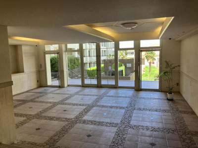  | 高級感のある広々エントランス 