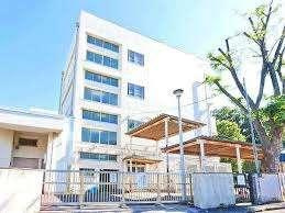  | 横浜市立獅子ケ谷小学校まで336m 