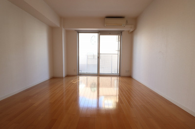 【寝室】 | アッシュコート千林