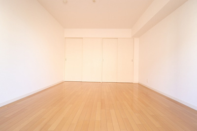 【寝室】 | アッシュコート千林