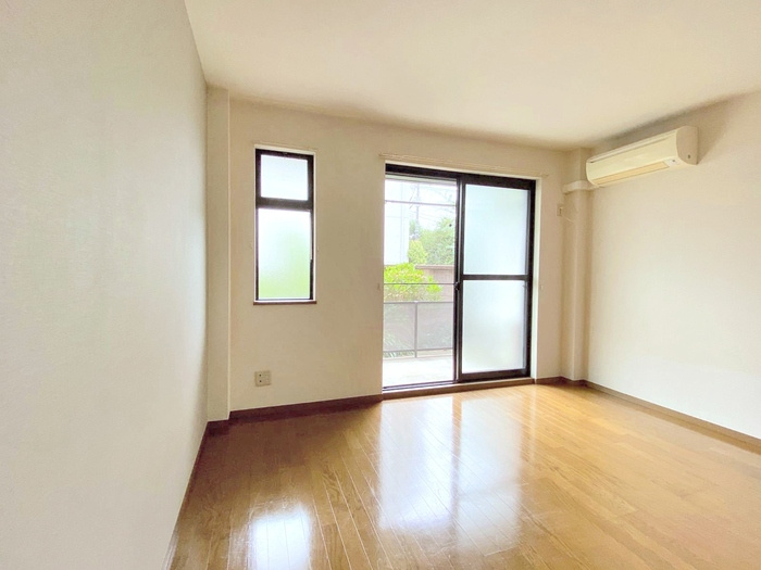 コートブリランテの居間・リビング